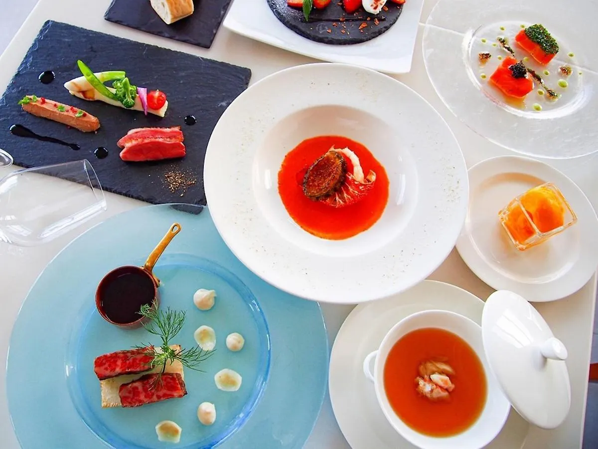Hotel Emisia Σαππόρο 5*,